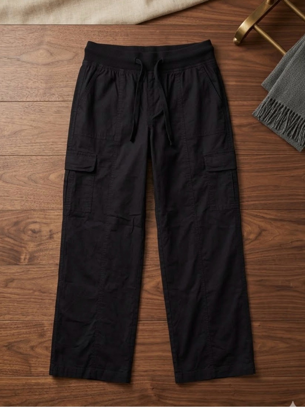 Women’s Black Cargo Drawstring Pants